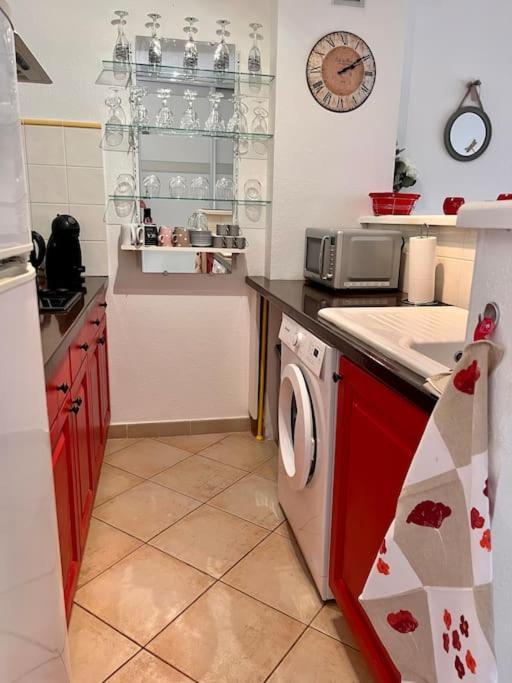Joli Studio Tout Confort Proche Toutes Commodites Dans Residence Calme LʼÎle-Rousse Eksteriør bilde
